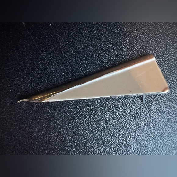 Triangle Spikes Bundle - Picture 2 of 3